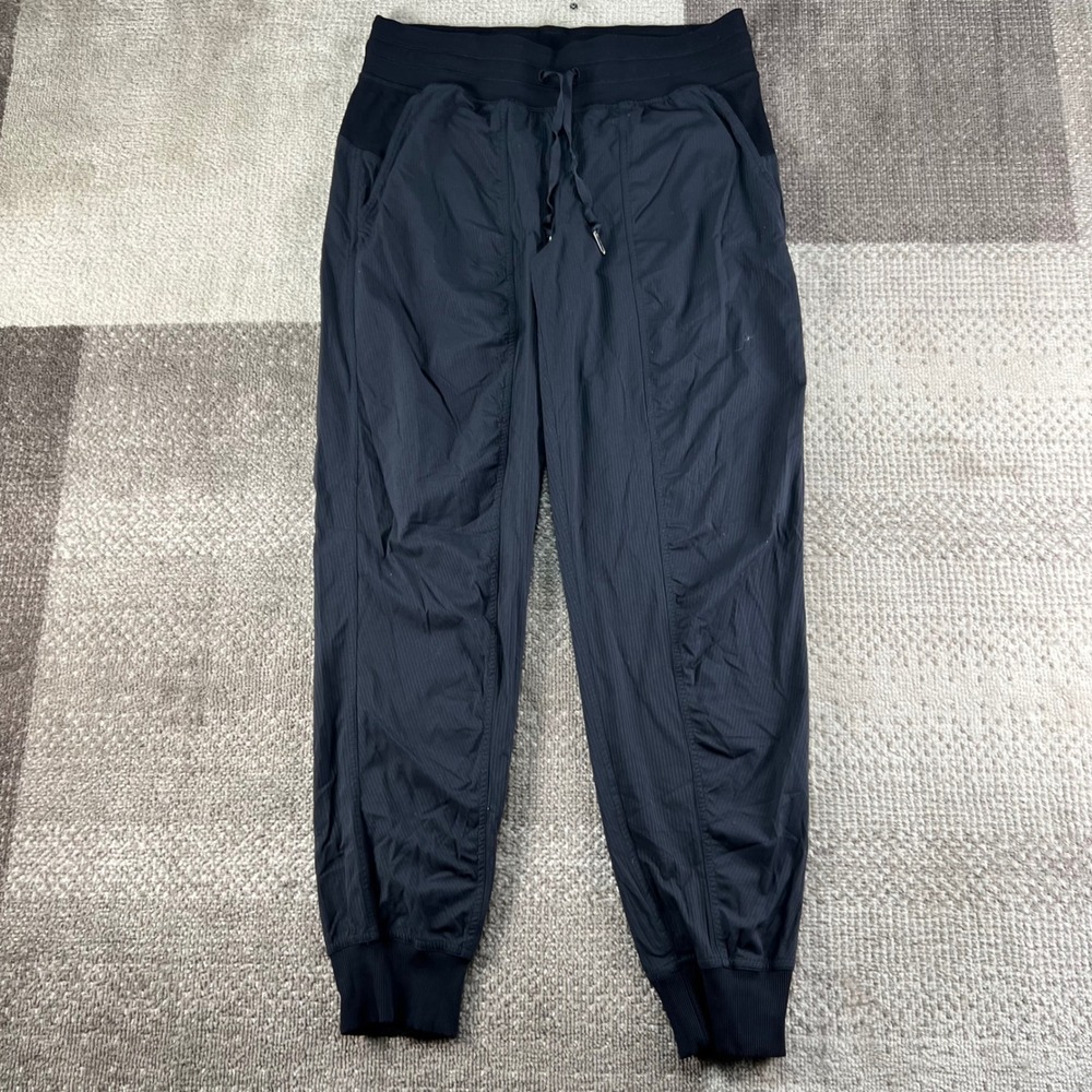 Lululemon Dance Studio Mid-Rise Jogger Womens Size 8 Black